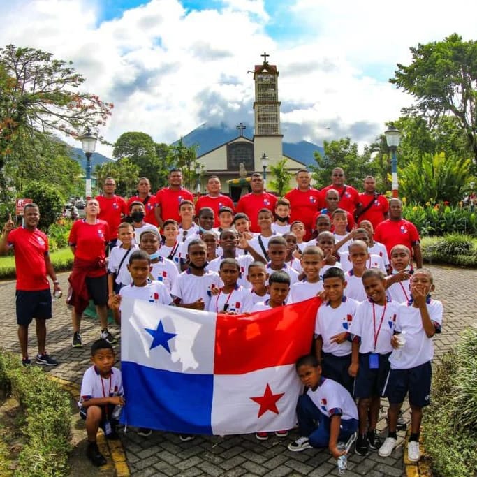 Equipo juvenil de Colón gana torneo en Costa Rica
