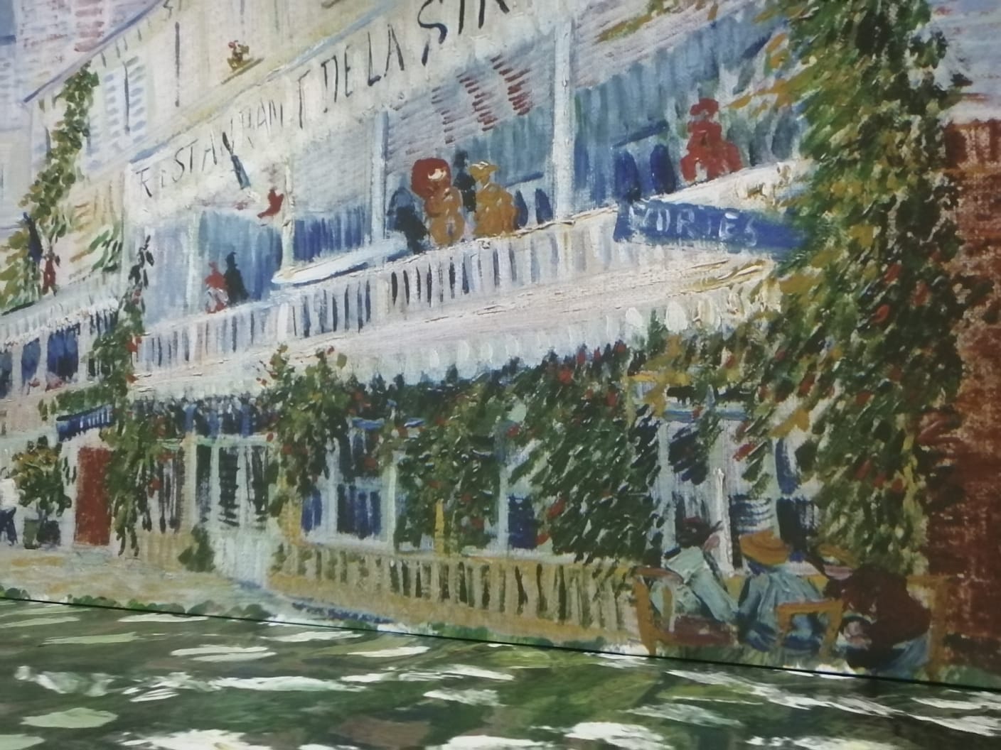 Beyond van gogh: La experiencia inversiva