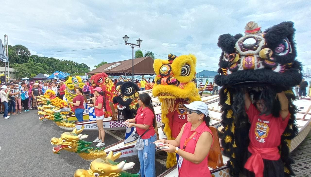 7a carrera de botes de dragón en Amador