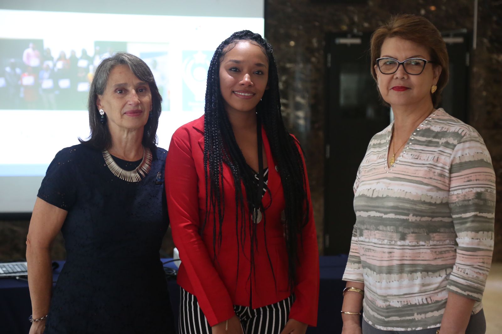 Docente de Bocas del Toro gana concurso