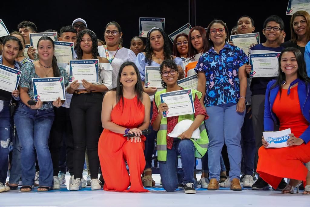 Más de 600 jóvenes participaron en el Festival Juvenil Transformando Mentes