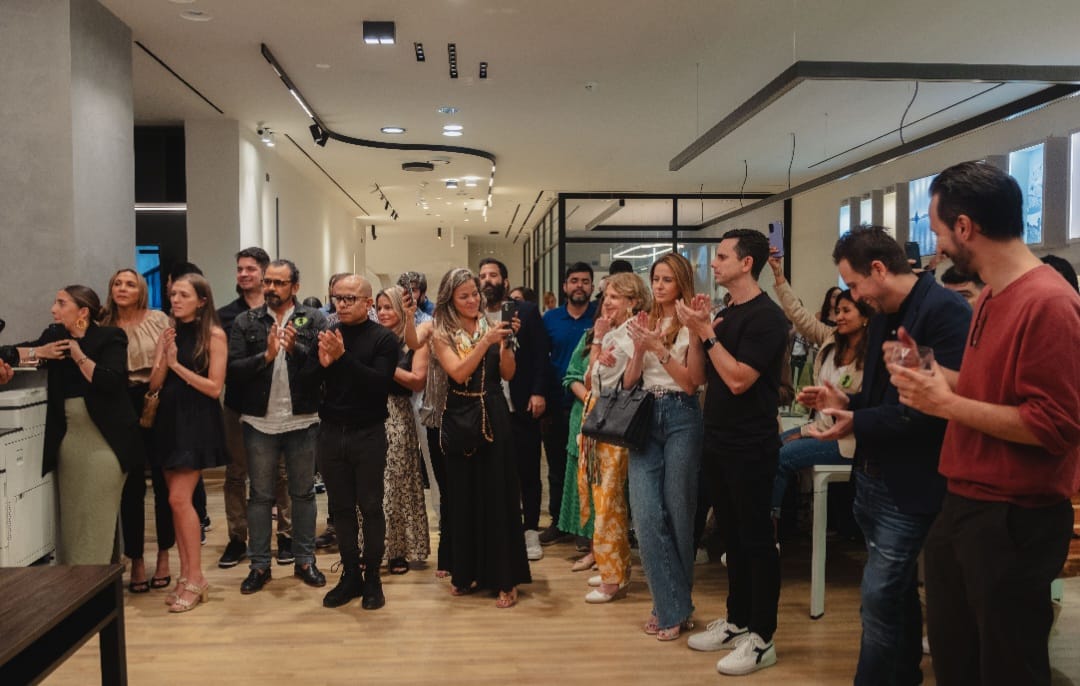 “Comparte Tu Luz” Ni Uno Más