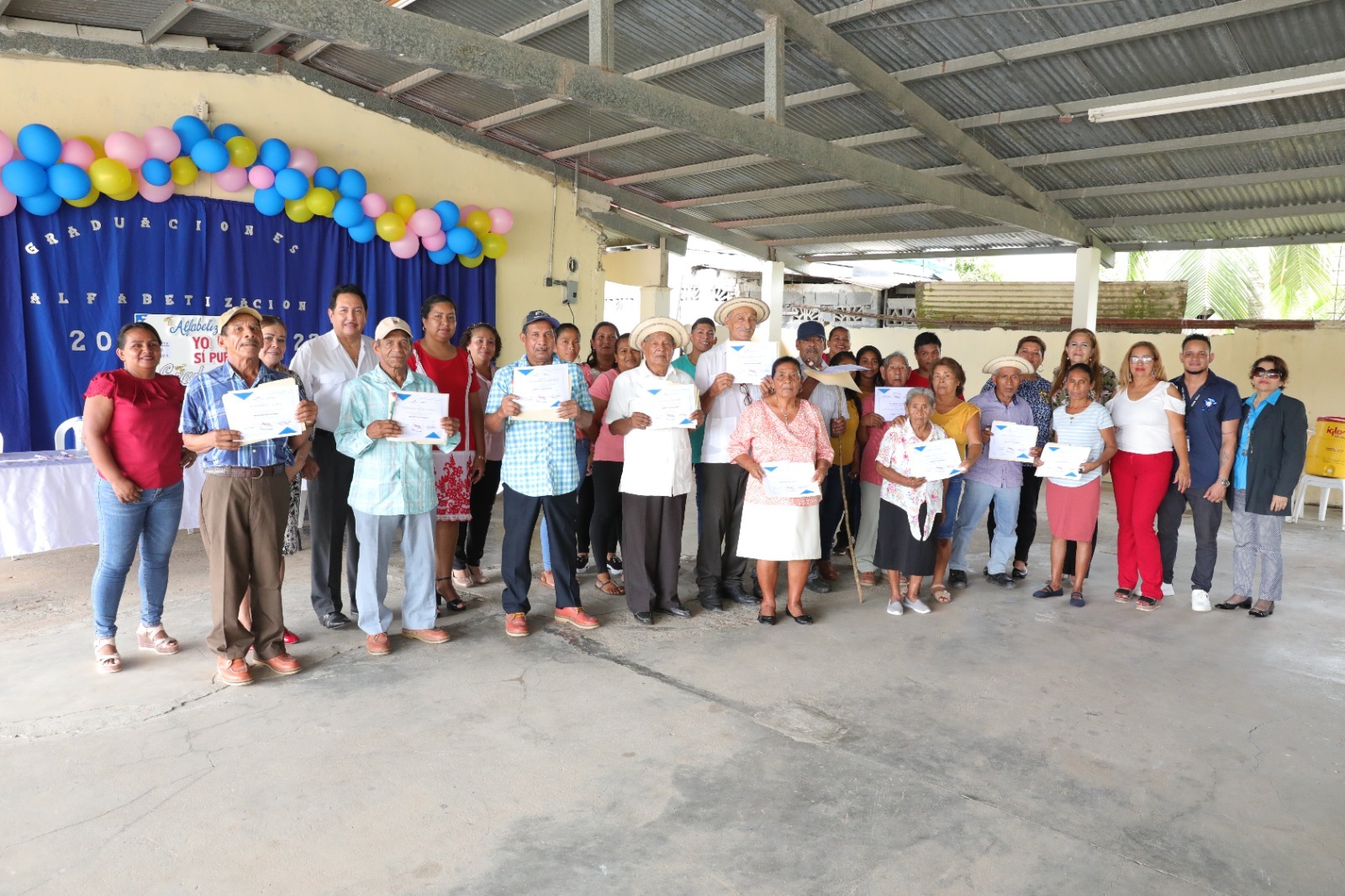 Adultos fueron alfabetizados con el programa “Muévete por Panamá”