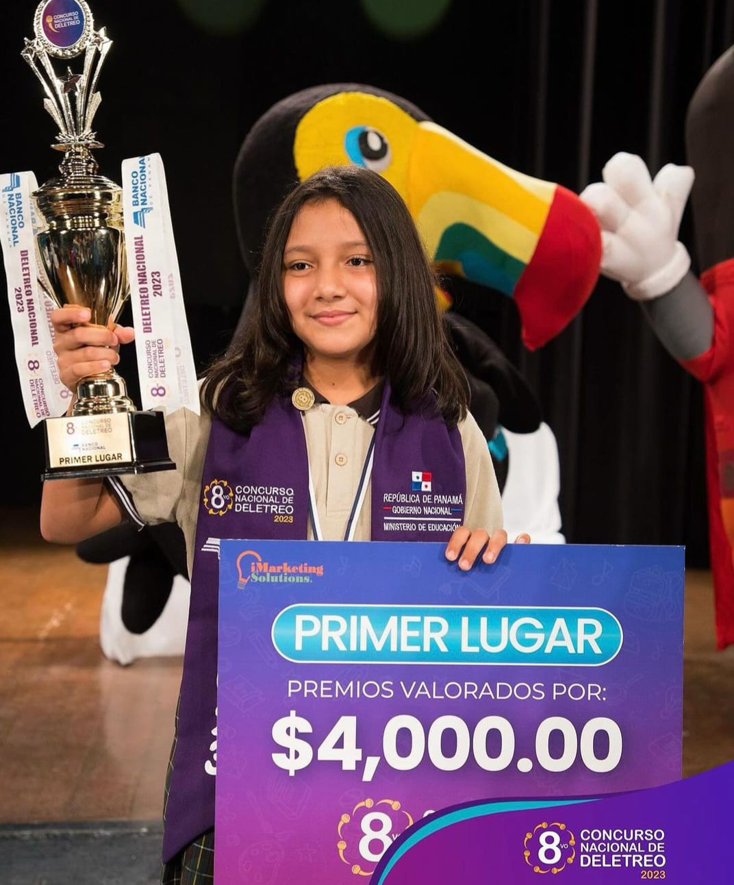 Estudiante de Colón gana concurso de deletreo