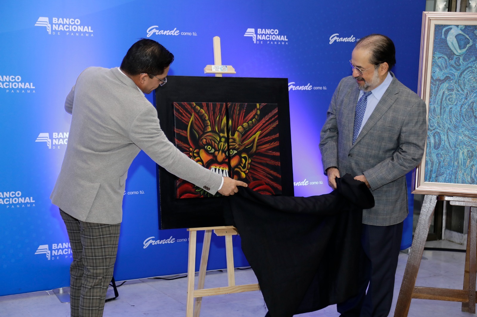 Encuentro de dos épocas en la nueva galería Banconal”