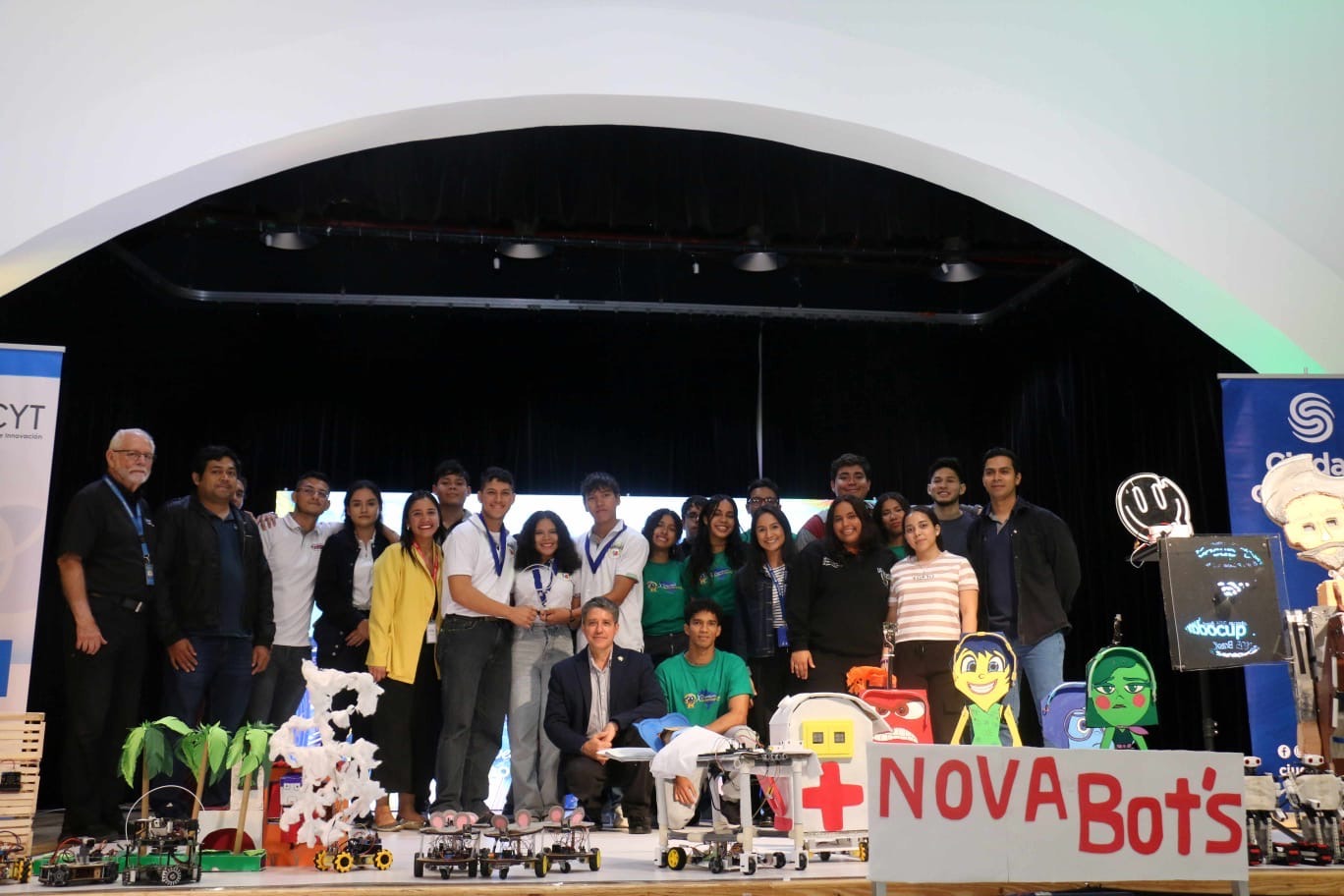 Estudiantes representarán a Panamá en torneo de Robocub