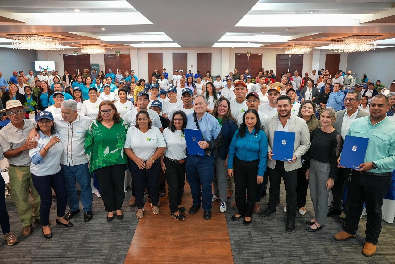 Productores de las cuencas hidrográficas impulsan la sostenibilidad