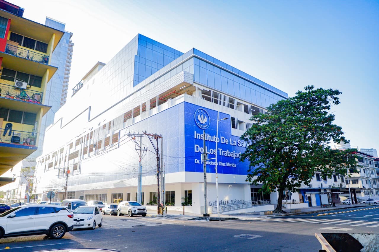 Trabajadores panameños cuentan con moderno y especializado Instituto de la Salud, en Calidonia